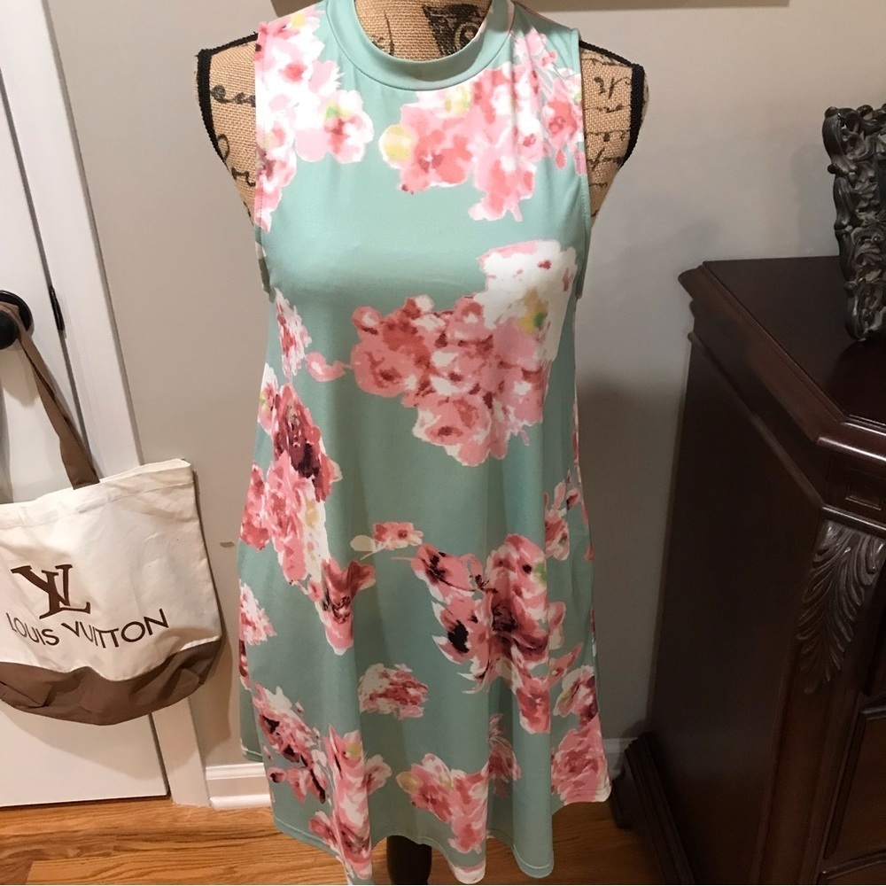 🌸Pink Lily Floral Dress